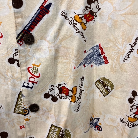 Disneyworld Casual Button Down Shirt for Effortless Style - Picture 5 of 5